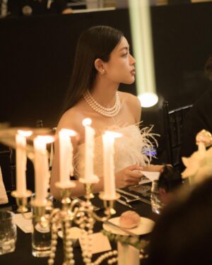 Phạm Nguyễn Lan Thy Instagram - Một đêm đầy những câu chuyện điện ảnh cùng @lofficielvietnamofficial 

_______
Makeup @_khanhtq_ 
Photo @__heemin.98 
Dress @hathanhviet.official 
Jewels @longbeachpearl 

Styled by @hadocreative & @trinhtatdat