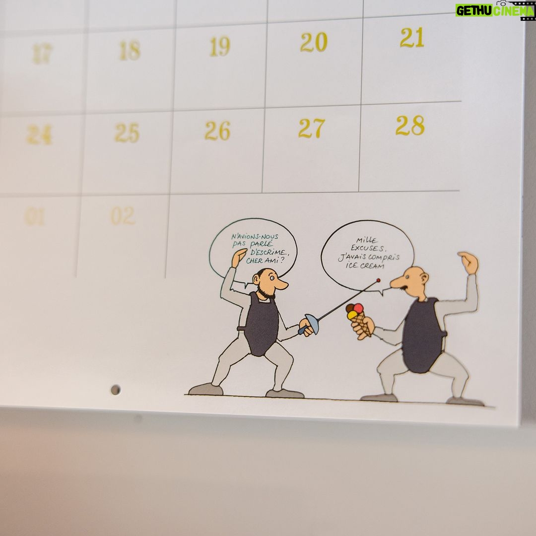 Philippe Geluck Instagram - Amis « fan » de la page du Chat, voici quelques gags tirés des calendriers (trois formats disponibles) du Chat. Mais comme vous risquez de le recevoir bientôt sous le sapin, vous ferez mine de découvrir ces gags en riant à gorge déployée.