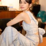 Phoebe Yuan Instagram - #Clubmonacotw 在dailybydraftland夏日小微醺🍷。 這套裝讓我知道， 原來浪漫和涼爽是可以並存的💗。 @imaginextw 👗 @Clubmonaco 💄 @mikamikatsai 📷 @justin_chan