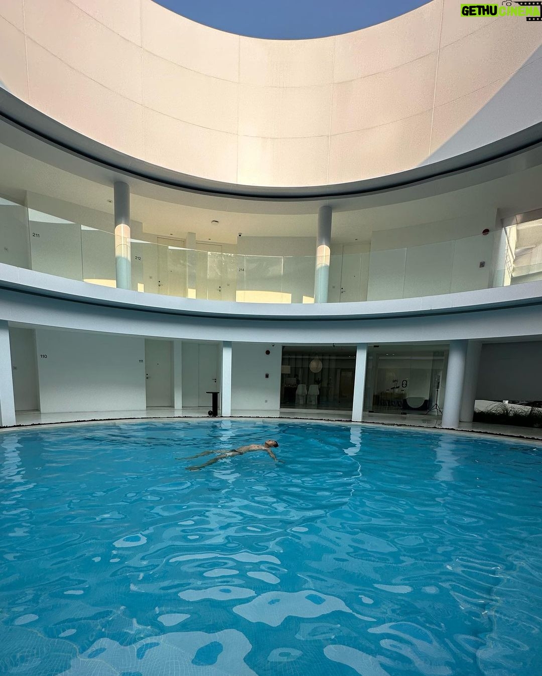 Phoebe Yuan - 24.1K Likes - 🏊🏻♀️👙🌞🧜🏽♂️👩🏿🧑🏿