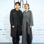 Phoebe Yuan Instagram - 謝謝邀請，看見了不同樣貌呈現的藝術創作。 @horse__lai @tpe.fashionweek 💄 @mikamikatsai 💇🏻 @_ssss816 📷 @justin_chan