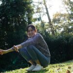 Phoebe Yuan Instagram - 當人類實在是有永無止盡的煩惱，想開了一個下一個又來。 要擺脫他們實在不是件容易的事情，只能時刻提醒自己把注意力擺在現在，過去和未來要擔憂的事情，都要像對付用不到紙一樣，揉一揉然後想像自己是大谷翔平，把它往腦海外面丟。 今年還是照舊：該玩耍的時候就卯足全力的玩，該放鬆的時候就放下所有顧慮最鬆。 @bashparis #bashtaiwan