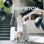 Phoebe Yuan Instagram - 你上次出門忘了帶錢是什麼時候？ 我甚至也想不起，前幾天在首爾江南附近一家餐廳，結帳時信用卡就是刷不過，剛好身上韓幣也不足，正當我跟老闆支支吾吾語言不通時，一位陌生韓國歐巴直接幫我刷卡結掉（就算他可能因為正在把妹所以想帥一波）但我還是很感謝，加上很丟臉 最後一則影片是我們回飯店湊了美元跟韓幣，又跑回去拿給那位哥哥（好在艾菲隨身攜帶美元） 艾菲說：正在約會的女生都會被帥到偷偷加分吧？ 首爾•江南