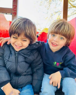 Pimpinha Jardim Instagram - Parabéns ao meu querido afilhado Eduardo e melhor amigo do Tomás, que conte muitos sempre com a madrinha por perto ❤️ #3anos