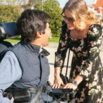 Pimpinha Jardim Instagram - O Salvador para além de uma grande brasa é um exemplo de vida e de perseverança. Ontem a @associacaosalvador fez 20 anos, uma associação que luta para promover a inclusão de pessoas com deficiência motora, potenciando os seus talentos e a igualdade de oportunidades. Tenho um enorme orgulho no meu querido amigo Salvador e em todo o seu trabalho 💙 . Este é um momento realmente importante há 20 anos que a *Associação Salvador* faz a diferença na vida das pessoas com deficiência motora e das suas famílias e, com um simples gesto, poderás também contribuir para esta causa! 🤲🏻 🤝🏻 *Ao preencher a sua declaração de IRS, confie 0,5% à Associação Salvador, sem qualquer custo para si. Basta colocar o nosso NIF 506 723 364 no Campo 11, fazendo uma ❌ em Instituições Particulares de Solidariedade Social.* 💙 Com o seu contributo a Associação Salvador poderá continuar a mudar vidas, porque nenhum sonho foi feito para ficar no papel! 👩🏻‍🦽