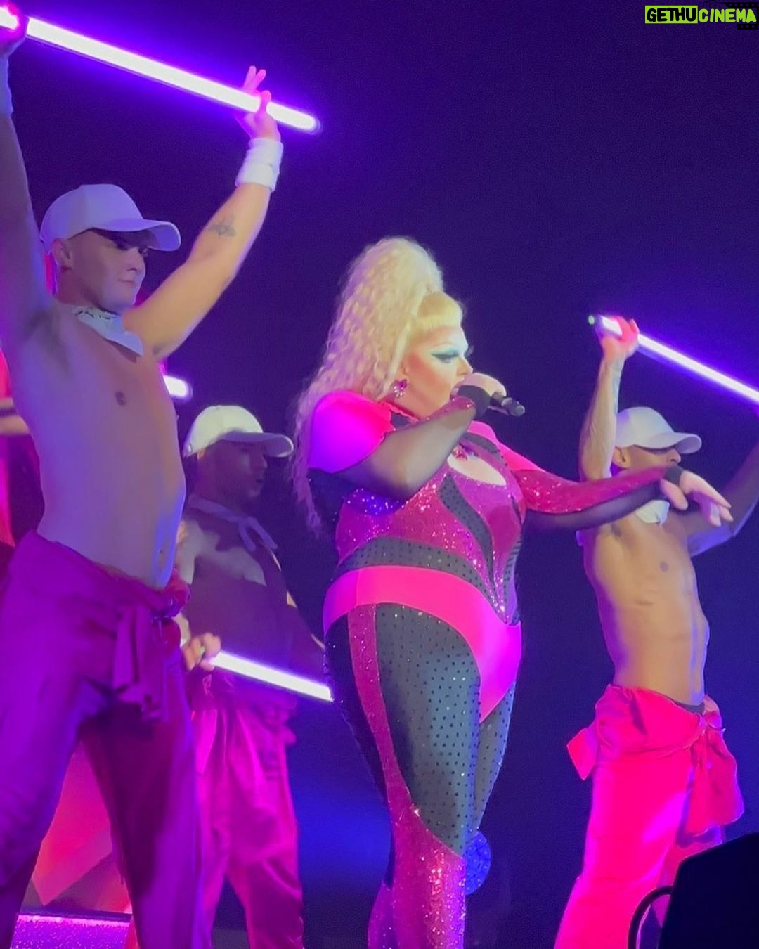 Pixie Polite Instagram - Pixie & the Stix š§āāļø ā¢ Having an amazing time on tour with @dragraceukbbc @vossevents living my @littlemix fantasy in huge venues all around the country. Love this cast, love this tour š ⢠#dragrace #dragraceuk #rupaulsdragrace @worldofwonder @dannycoburnn @kamildaffe @thedragbible @dragcoven Mayflower Theatre