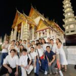 Piya Sawetpikul Instagram – 🙏เหล่ากัลยาณมิตรมาร่วมบุญกัน ชวนกันเข้าวัดในวันสุดท้ายของปี 31 ธันวาคม 2566 
เพื่อแจก น้ำเต้าหู้ /น้ำเต้าหู้งาดำ /น้ำเก็กฮวย /น้ำพั้นซ์  แก่ผู้เข้าร่วม สวดมนต์ ข้ามปี ที่ #วัดสุทัศนเทพวรารามราชวรมหาวิหาร จำนวน 1,500 ขวด #วัดบวรนิเวศราชวรวิหาร จำนวน 600 ขวด  #วัดสระเกศราชวรมหาวิหาร จำนวน 500 ขวด  #วัดน้อยนพคุณ จำนวน 400 ขวด รวมทั้งสิ้น 4 วัด จำนวน 3,000 ขวด  และร่วมกันถวาย
สังฆทาน ผ้าไตรจีวร ที่ #วัดสุทัศน์ หลังจากนั้นได้เข้าพระวิหาร เพื่อสวดมนต์ข้ามปี เพื่ิอความเป็นสิริมงคลข้ามปี ณ #วัดสุทัศนเทพวรารามราชวรมหาวิหาร 
และขอกราบขอบพระคุณ และกราบอนุโมทนาบุญกับเจ้าภาพผู้ร่วมบุญทุกท่าน
คุณยุ้ยอรอุมา @yuyuuyui  พี่ แดงธัญญา @thanya.wachi ท็อปดารณีนุช @topdaraneenute ชุดาภาจันทเขตต์ @chudapha น้ำฝน @namfonboontarik ทรงวุด @wootkub.2507 พี่ ไก่วรายุฑ @kai_varayuth พี่ แจงวราพรรณ @jangwarapun พี่นุ้ย @nuiwit พี่แตนหมอก้อง @torchit_tan พี่ ปูปริศนา @pooprissana2465 พี่จี๋ @jee_sonix น้อง โบ๊ทธารา @boattaratipa ยุ่นยี่ แจ็คฟินแอร์ @jackboonyamas เล็กวินัย @iamlekxantia น้องหนุ่ม @mr.p_23 ป้าเก๋พีอา @kae_sc เต้ยซัง น้องก้อย หน่อยชล น้องแหม่ม
พี่หน่อยแว่นตาHollywood 
ป้าแจ๋วยุทธนา @paajaew กษาณฑ์ นันทรัตน์ จีรจรรย์ 
อิสรวรรณ หมอก้องและทีมละคร @kong_sarawit 
ที่มาร่วมเป็นเจ้าภาพในวันนี้นะคะ 🙏🙏🙏
และขอบพระคุณทุกๆท่านที่มาร่วมแรงแจกน้ำในวันนี้ทุกท่านด้วยนะคะ
🙏กราบอนุโมทนา สาธุ ในบุญกุศลครั้งนี้ กับทุกๆท่านด้วยนะคะ
อิ่มบุญ อิ่มใจ ปิติสุข #มีความสุขมากๆทุกๆท่านนะคะ #ชีวิตราบรื่น  #รุ่งเรือง #ร่ำรวย #แข็งแรงมากๆนะคะ #มีความสุข #มีความเจริญ มากๆนะคะ🙏 #น้ำเต้าหู้เตาถ่าน #น้ำเต้าหู้งาดำ #น้ำเต้าหู้ PaPa Tofu
#วัดสุทัศนเทพวรารามราชวรมหาวิหาร