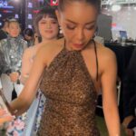 Piya Sawetpikul Instagram - #ก้องแอบดู #ก้องขอเผือก คุณ #เป๊กกี้ศรีธัญญา @pexky_sretunya พามาหาสุดหล่อ สุดHot #ต้าวหยอง @moo_yong2547 จาก #ภาพยนตร์ซีรีส์ #อีสานตุ๊ดซี่ #พชร์อานนท์ @poj_arnon6565 #monooriginal #ระเบียบวาทะศิลป์