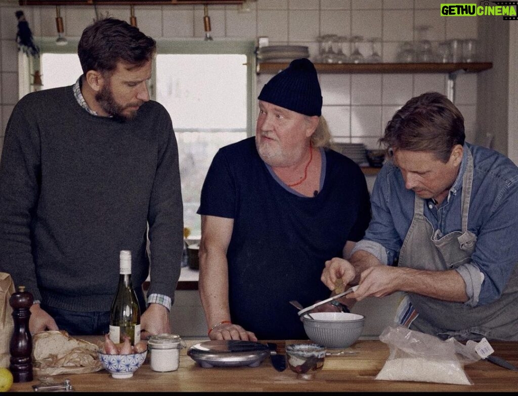 Plura Jonsson Instagram - Lagar mat med Anders och Jonas från @il_podino. Se oss på www.ilpodino.se