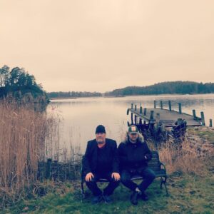 Plura Jonsson Instagram - Nytt år, gamla kompisar och ett nytt projekt... 
📷: @johanvonsydow