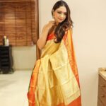 Pooja Banerjee Instagram - Just like my saree I’m woven with elegance, grace and finesse… ⚜️ Saree by @kankatala ⚜️HAIR & MAKE-UP BY @change_salon_professional ⚜️ Shot by @adphottography #PoojaBanerjii #KanjeevaramSaree #DrapeDiaries #sareelove #sareeloverforever #saree #Bengaligirl Nagpur