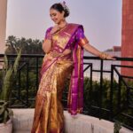 Pooja Banerjee Instagram - Draped in the vibrant hues of Kanjeevaram saree ⚜️ Saree by @kankatala ⚜️HAIR & MAKE-UP BY @geetanjalisalon ⚜️ Floral accessories by @florenzaaflowers #PoojaBanerjii #KanjeevaramSaree #DrapeDiaries #sareelove #sareeloverforever #saree #Bengaligirl New Delhi