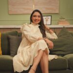 Pooja Banerjee Instagram - Keeping it simple on a Wednesday😇 @jilmilofficial @oakpinionpr