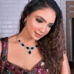 Pooja Banerjee Instagram – Be your own kind of beautiful, inside and out 💖
@poojabanerjeee
.
Hair and makeup by @geetanjalisalon @the.esthetic.glance @hairbyprabb
Outfit @sahilfashionbazar
.
.
.
#makeuove #makeupoftheday #geetanjalisalon #makeupbygeetanjisalon Geetanjali Salon