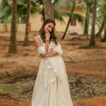 Pooja Hegde Instagram - Coconut 🥥☺️ Mangalore,Karnataka
