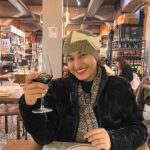 Pooja Ramachandran Instagram – When the boys take mommy @pooja_ramachandran on a date .

#datenight #familydatenight #winelovers #italy Milan, Italy