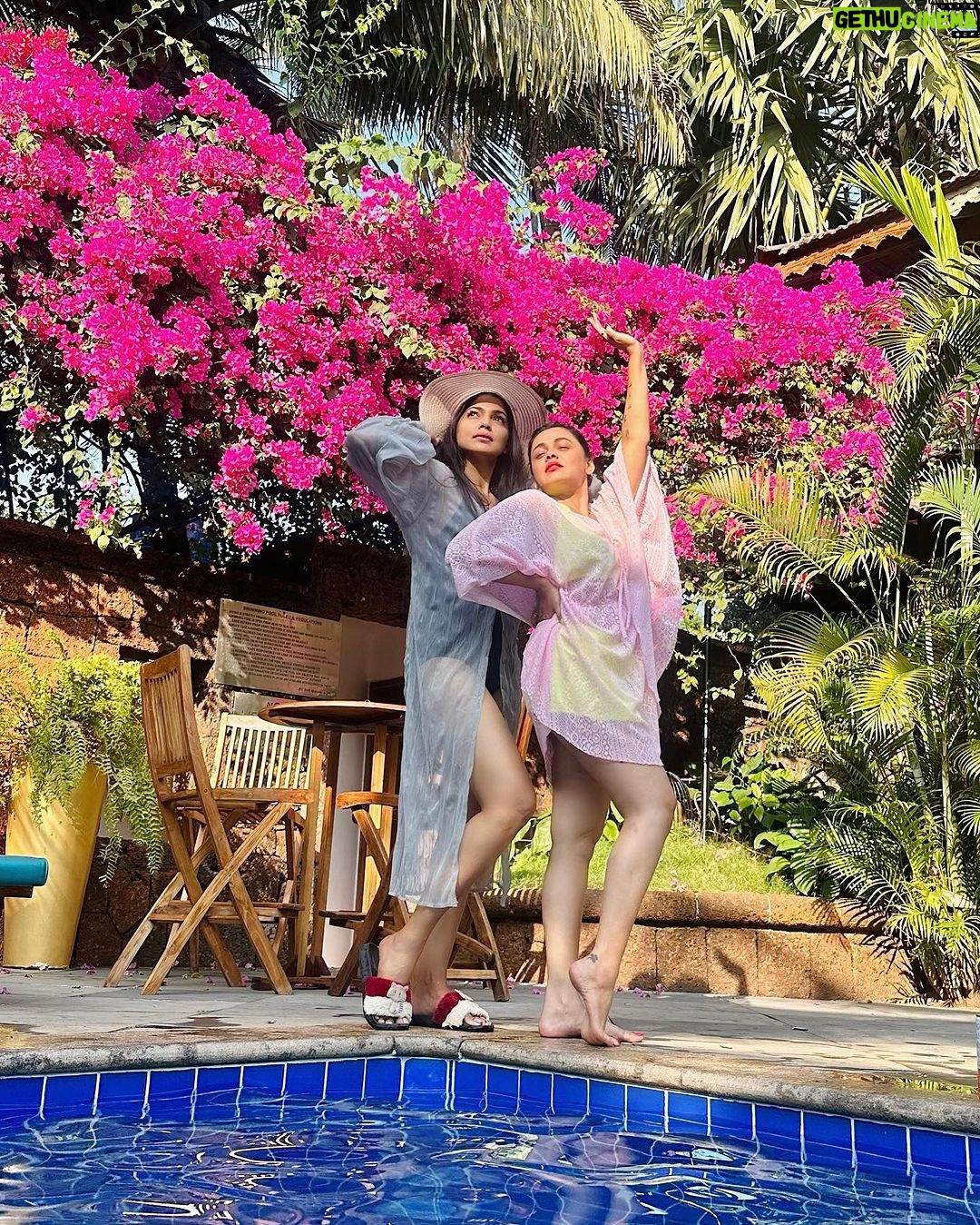 Pooja Sawant Instagram - Happy birthday Tumpa 🌸♥️ Cheers to more fun , more celebrations ,more memories and more love. Rise and shine my girl 🧿