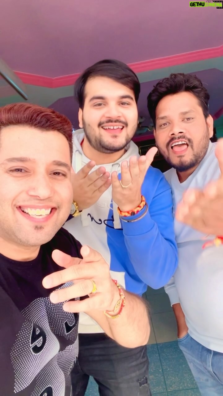 Poonam Dubey Instagram - #kariyasameej @vyrlbhojpuri @arvindakelakallu @poonamdubeyofficial #bhojpuri #reelsinstagram Patna, India