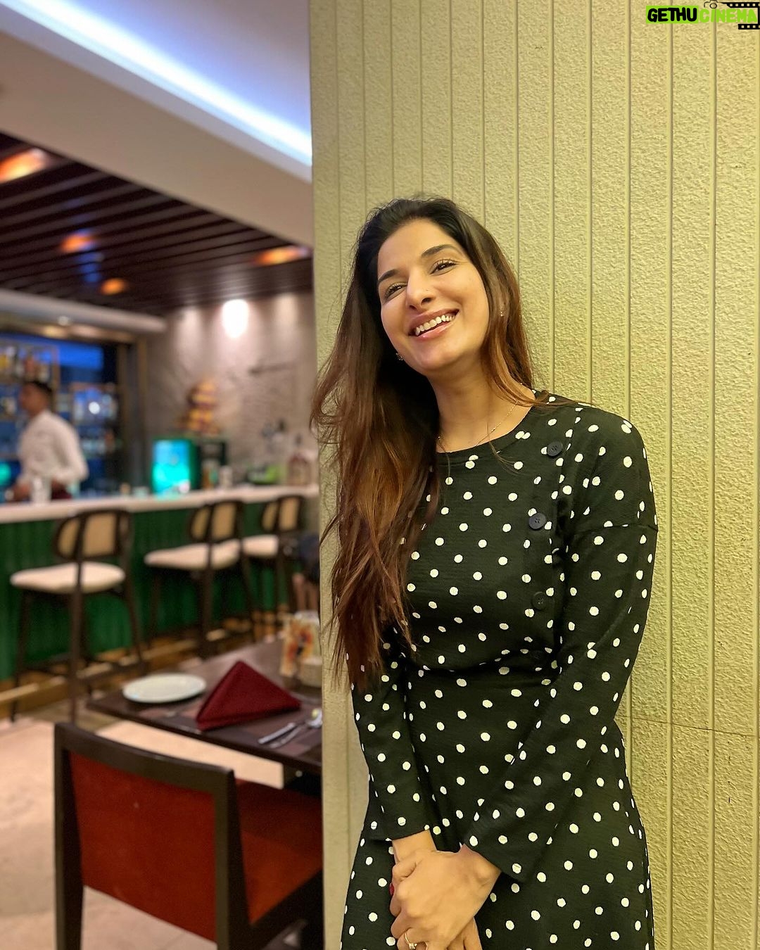 Poonam Dubey Instagram - Smile please ❤️ Mumbai, Maharashtra