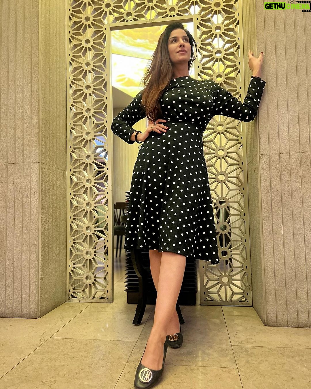 Poonam Dubey Instagram - Smile please ❤️ Mumbai, Maharashtra