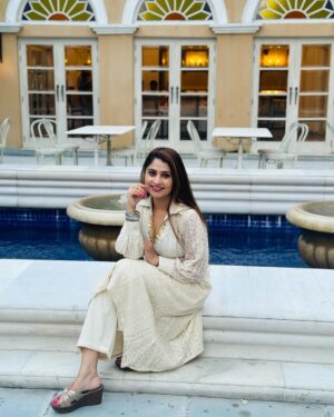 Poonam Mishra Instagram - Grateful for everything in 2023🌟🙏

Excited for all the new adventures in 2024!!!