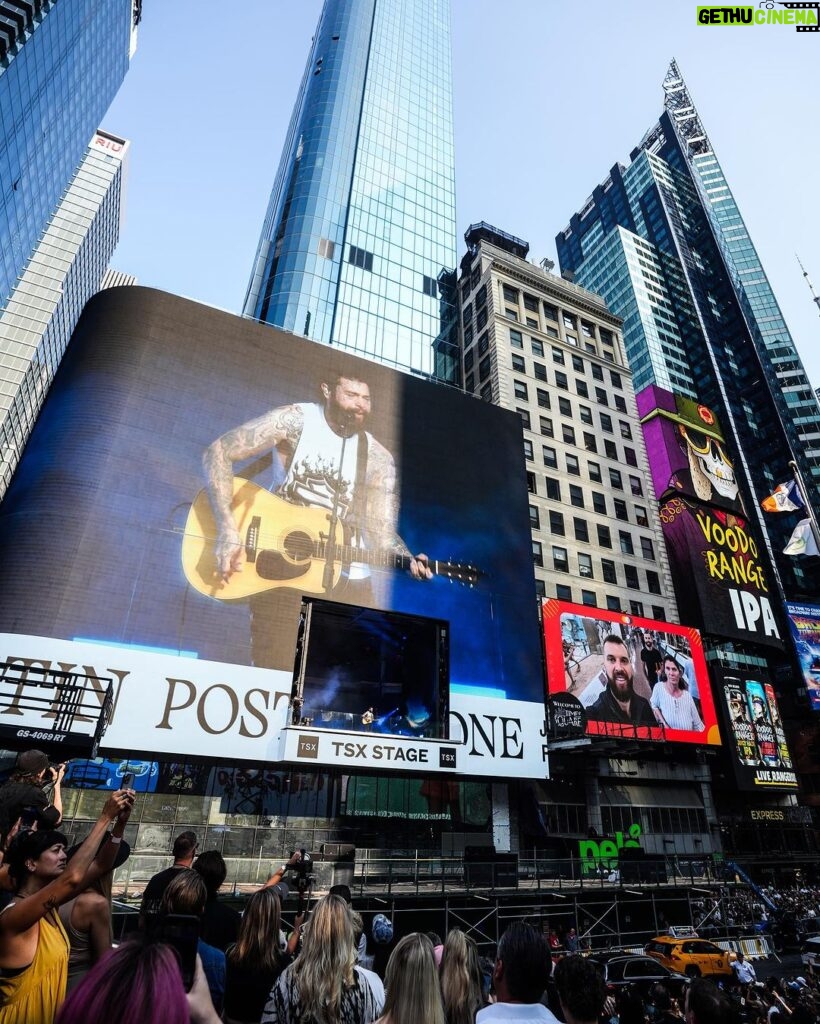 Post Malone Instagram - thanks for all your love nyc 🥹💕 Times Square