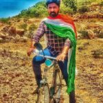 Prajin Padmanabhan Instagram - HAPPY INDEPENDENCE DAY 💪@sandra_amy_prajin @mani_kl_official @sathya_rajaaa_official @madhu1985c @balaaji_7 @coach_madhavan @siva.worldgym