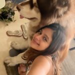 Pranati Rai Prakash Instagram - Life’s always like a movie! ♥️🤞Here’s the last week from Mum to Doon to Ggn and back. Have always treated this space with personal deets, however I’m told often now to keep it more professional, so trying…but meanwhile! Attended my school best friend’s wedding in Doon, got mehendi on my hands for the first time!! Dressed up in sari so many times only after the play when my costume was a sari; visited my favourite house where I’ve lived a thousand memories and probably the thoughts of being an actor began back in 2007…met so many of my lovely old friends and their parents 🤍 and a very old friend who reminded me of my ‘Commando’ days back when I was a complete tom boy! Two pictures from the kathak class today and a picture with my friend’s absolutely beautiful dogggo before I left. And dinner with papa day before! All this and can’t believe it’s just been a week. 👻💕🤍 Roller coaster of events and emotions!
