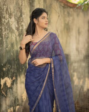 Pranika Dhakshu Instagram - இந்நேரம் 🌸🌼

Makeup @sharanyas_makeupartistry 
Photography @skmani_photography 

.
.
.
#pranikadhakshu #zara #newyear #saree #sareelove #sareelovers #saree #coimbatoreponnu