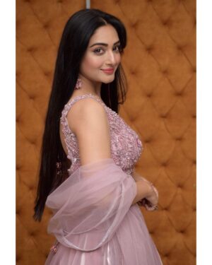Preeti Verma Instagram - Effortlessly classy, always stylish💜