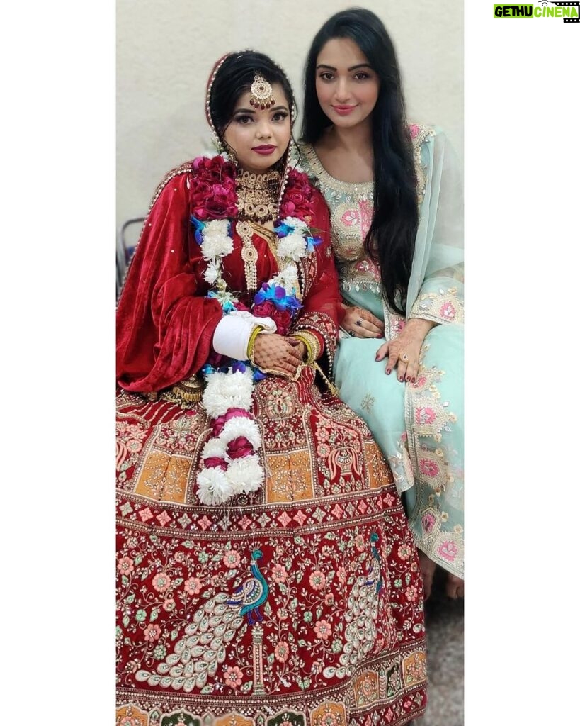 Preeti Verma Instagram - Sister ki shadi❤️🎉💃😇 #sisterkishadi #cousin #marriage #photos #video #dance #dhol #bhangra Delhi, India