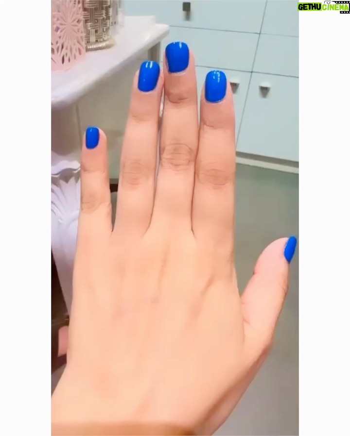 Preeti Verma Instagram - 💙 #bluenails #nails #menicurepedicure #menicure #grooming #selfcare #loveyourself #happinessisnails #naillove