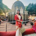 Preety Kongana Instagram - New Year Wishes to You All 🙏🏻♥️🙏🏻🌹 May Maa Kamakhya bless Us All 🙏🏻🙏🏻🙏🏻 Happy New Year 2024 ♥️🌹🙏🏻
