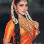 Preety Kongana Instagram - লক্ষ্মী পূজাৰ শুভকামনা যাচিলো ….. 🙏🏻♥️🙏🏻 Make up artist promotional shoot for my Darling duos @bapankalitakalita & @mkup_artist_susmita 😘😘 Well done my dear sweethearts 👏👏♥️♥️ Amazing photography by @nip_jyoti_barman_photography ♥️
