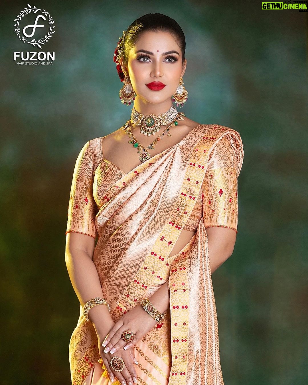 Preety Kongana Instagram - Artistry beholds your perspective ♥️♥️ Promotional shoot for @fuzon_hair_and_beauty_salon 🤗 Beautifully captured by superbly talented @kamaldeyphotography ♥️ Artistically created the look & Designed by @bidyut_rakesh ♥️ Wearing subtle makeup 💄 by @jonaliboruahmakeupartist ♥️ Elegantly Adorned jewellery by @sabitajainboutiquejewelry ♥️
