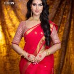 Preety Kongana Instagram - ষষ্ঠী পুজাৰ শুভকামনা যাঁচিলো 🙏🏻🙏🏻🙏🏻🌹🌹🌹 Styled & designed by @bidyut_rakesh ♥️ Makeover by @jonaliboruahmakeupartist ♥️ Photography by @kamaldeyphotography ♥️ Jewellery by @goldenwindow ♥️ Shoot for @fuzon_hair_and_beauty_salon 🙏🏻