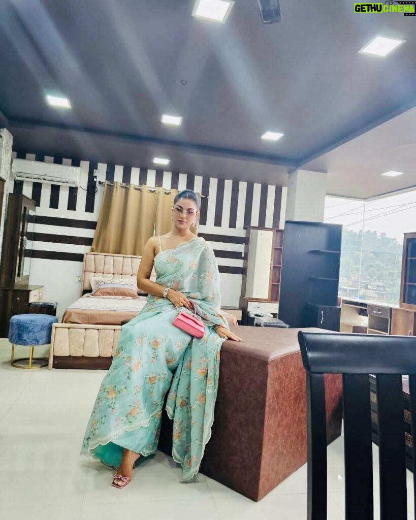 Preety Kongana Instagram - Furniture ideas - an easy solution Yesterday I was privileged to inaugurate this amazing store in town 🤗🙏🏻 Introducing "Furniture Ideas" - the newest addition to our town's vibrant market! From cozy household fixtures to sleek office setups, they provide easy solutions tailored to all your furnishing needs. Dive into a world of innovative designs and quality that stands the test of time in reasonable rates.. Come on in and make your space truly yours.. FurnitureIdeas , Laalmati , NH 37 , near by Audi showroom, Ghy🙏🏻 & thank you @mkup_artist_susmita for everything ♥️ & thank you @saikiaanjana9957 for being my support system ♥️ HomeAndOfficeSolutions #guwahati #assam #preetykkongana