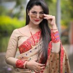 Preety Kongana Instagram - ❤️🫶🏻❤️ কালি উঠা ফটো …. @makup_artist_janmoni 😘 Thank you @prajapati_assamese_jewellery ❤️