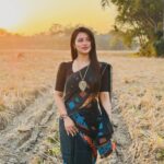 Preety Kongana Instagram - বিহু বুলি টিহুৰ ঘৰলৈ আহিছো । আপোনালোক সকলো চাগে বৰ্তমান নিজৰ নিজৰ পৰিয়ালৰ সৈতে ব্যস্ত হৈ আছে। আপোনালোক সকলোলৈকে ভোগালী বিহুৰ হিয়াভৰা ওলগ জনালোঁ। Bhogali Bihu Wishes to You All 🙏🏻