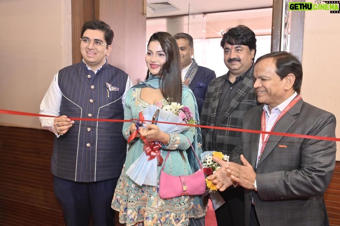 Preety Kongana Instagram - About today ππ»β€οΈππ» It was a pleasure experience inaugurating the exclusive jewellery exhibition ππ» U can also come and explore the exquisite precious jewellery collections in real gold, diamonds, polka, ruby, emerald etc. from Jaipur & Guwahati π At @aashiapsara #royaljewelleryshow 2024 @tikendra_deka_photography28 thank you βΊοΈ