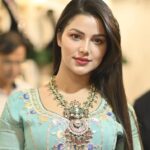 Preety Kongana Instagram - About today 🙏🏻❤️🙏🏻 It was a pleasure experience inaugurating the exclusive jewellery exhibition 🙏🏻 U can also come and explore the exquisite precious jewellery collections in real gold, diamonds, polka, ruby, emerald etc. from Jaipur & Guwahati 😍 At @aashiapsara #royaljewelleryshow 2024 @tikendra_deka_photography28 thank you ☺️