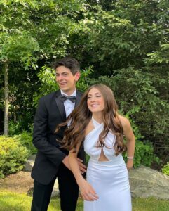 Presley Ryan Instagram - Prom 🤍🖤
