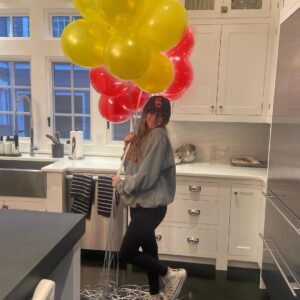 Presley Ryan Instagram - Off to my dream school!! USC 2026 BABY ✌🏻❤️💛 #usc2026