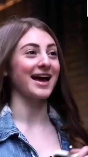 Presley Ryan Instagram - It’s been exactly a year since our last performance. I miss theater. I miss everything about theater especially being able to connect with everyone in person. I promise I WILL be answering all of your mail very soon!!

Thank you to @leighscheps and @insideedition  for capturing this day for me! ❤️