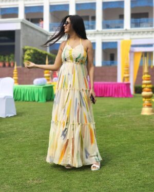 Priya Choudhury Instagram - 💛