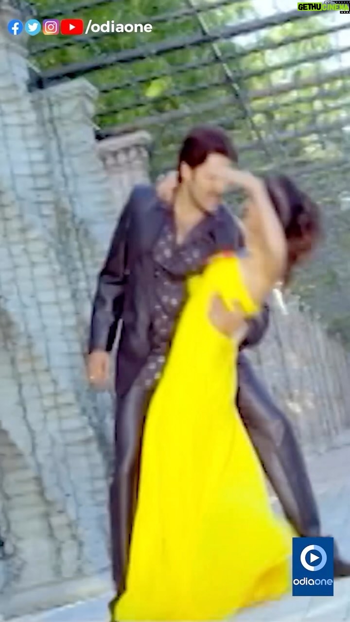 Priya Choudhury Instagram - “Bhul Mu karichi Jadi Bhala pai re”From the movie Rumku Jhumana ❤️watch full video on YouTube ❤️ . . . . . . #songs #odia #filmsong #film #odiafilm #odisha #odiaone