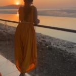 Priyamvada Kant Instagram – Golden sunsets 🍊 
.
.