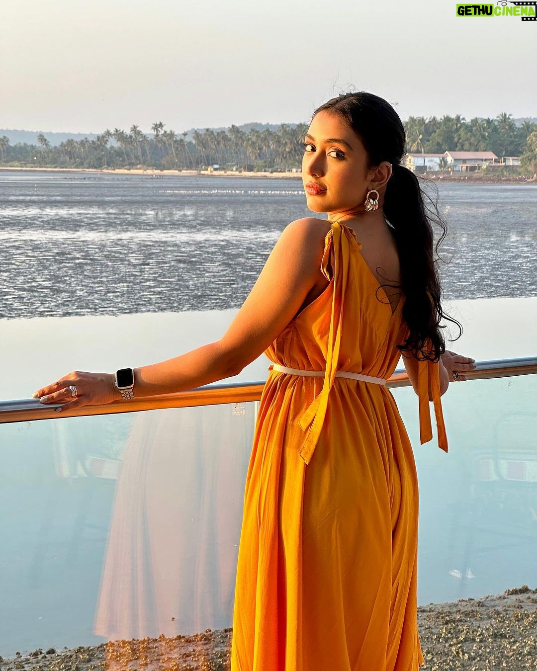 Priyamvada Kant Instagram - Golden sunsets 🍊 . .
