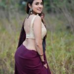 Priyanka KD Instagram - लफ़्ज कम पड़े येसी हसी हों , येसी हसी ही क्या जिस के लिए लफ्ज ना हों … #priyankakholgade #instagram #instadaily #instagood #photography #photooftheday #love #life #lifestyle #saree #sareelove #sareefashion #sareelovers #sareeindia #telugu #teluguactress #telugumovie #hyderabad #mumbai #maharashtra