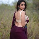Priyanka KD Instagram - लफ़्ज कम पड़े येसी हसी हों , येसी हसी ही क्या जिस के लिए लफ्ज ना हों … #priyankakholgade #instagram #instadaily #instagood #photography #photooftheday #love #life #lifestyle #saree #sareelove #sareefashion #sareelovers #sareeindia #telugu #teluguactress #telugumovie #hyderabad #mumbai #maharashtra